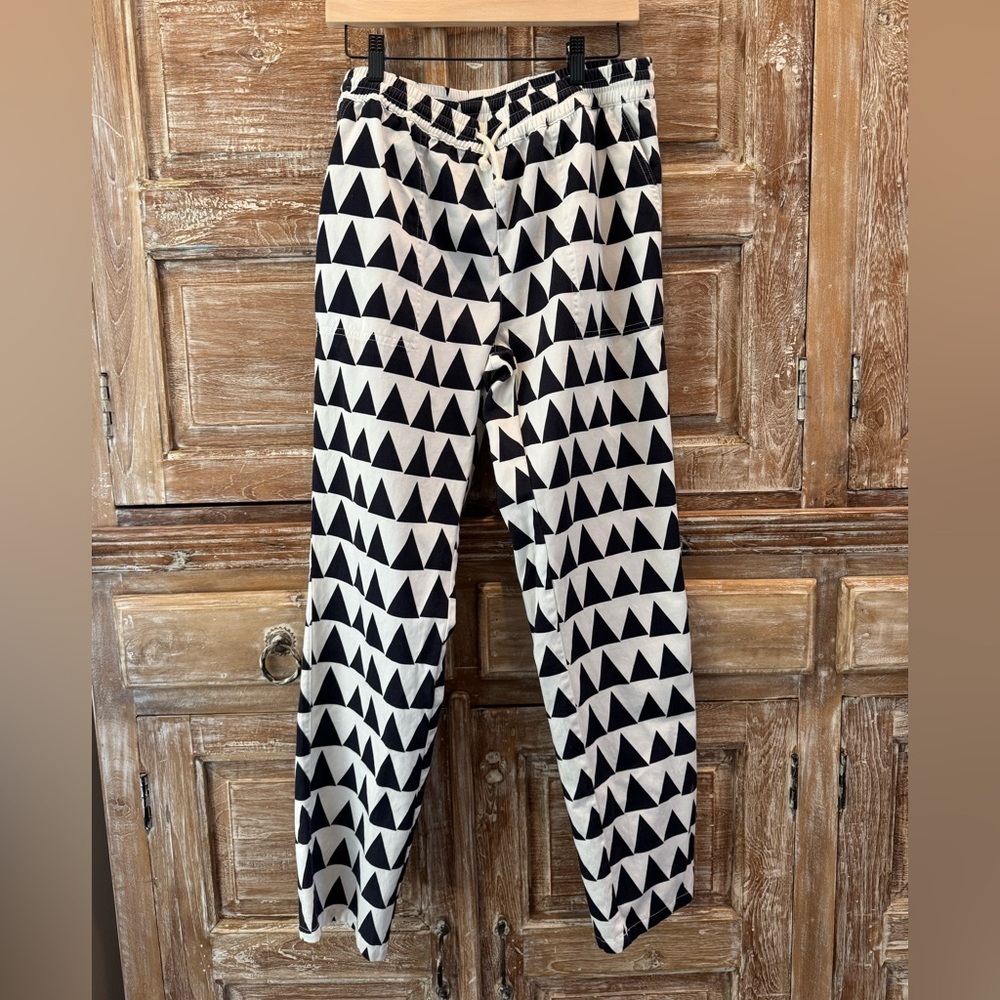 La Paz Alegre Triangle Pattern Navy and White Pant Jogger Summer Vacation Cotton